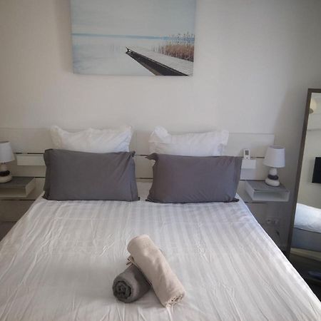 Cannes Holiday Suite A 2 Pas Du Festival Et Plages Exterior foto