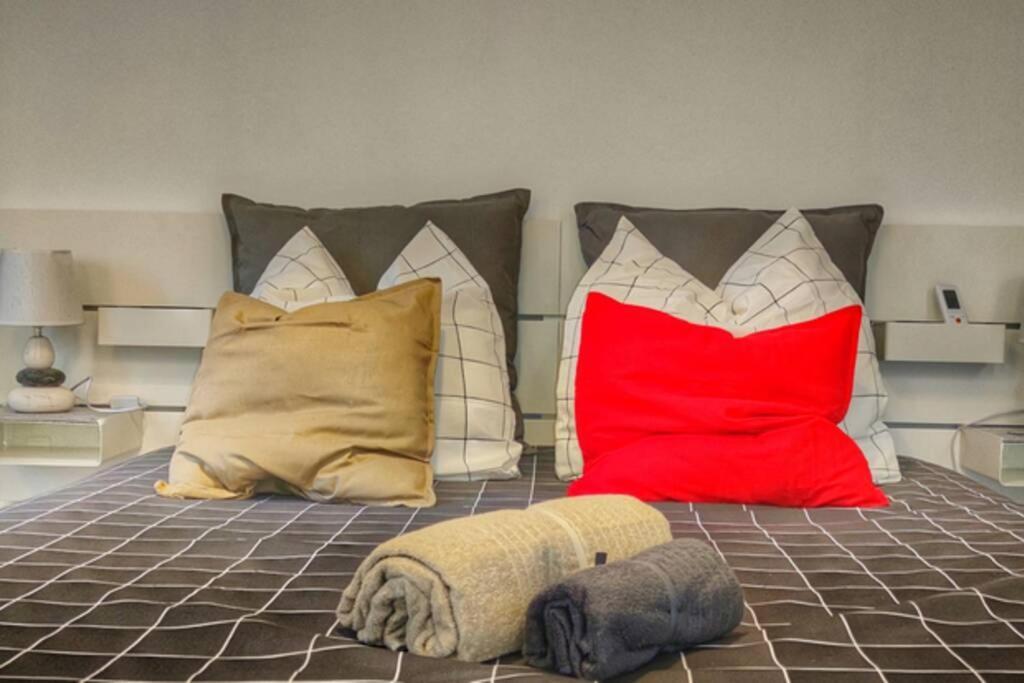 Cannes Holiday Suite A 2 Pas Du Festival Et Plages Exterior foto